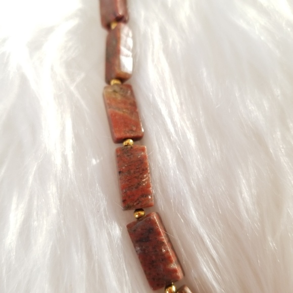 Terra cotta rock necklace - Picture 4 of 4